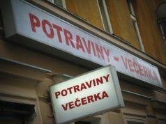 Mẫu thư xin giảm tiền thuê cửa hàng, VP AK Nguyen