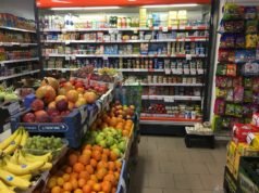 Lịch mở hàng quán ở Séc