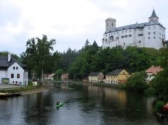 Vyšší Brod giải quyết mối quan hệ giữa người Séc và cộng đồng Việt Nam