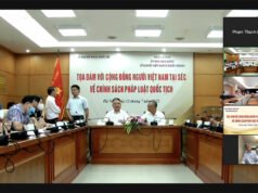 Buổi tọa đàm với cộng đồng người Việt Nam tại Séc về chính sách pháp luật quốc tịch