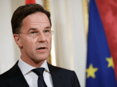 Chính phủ Hà Lan sụp đổ do bất đồng về chính sách với người di cư