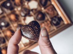 Giá Sô cô la ngày càng đắt hơn và nhỏ hơn. Nguyên nhân chính là do thiếu ca cao và giá đường tăng.