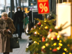 Châu Âu đón Giáng sinh trong tiết kiệm