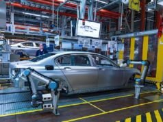 Ngành ô tô Đức gặp khó khăn, vì sao?