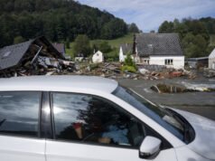 Các địa phương bị ảnh hưởng bởi lũ lụt sẽ được nhà nước cấp miễn phí đất để xây dựng nhà ở.