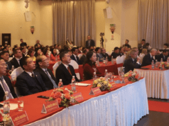 Phó Chủ tịch nước dự lễ kỷ niệm 25 năm thành lập Hội người Việt Nam tại CH Séc