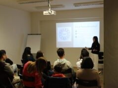 Việt Nam và Hội Chứng Tự Kỷ – Phá Bỏ Định Kiến, Hiểu Rõ Tự Kỷ Trong Cộng Đồng Người Việt