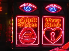 Cảnh sát Séc – Đức triệt phá đường dây buôn người ép phụ nữ Việt vào con đường mại dâm tại châu Âu