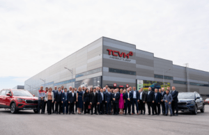 Chủ tịch Thượng viện Séc Vystrčil thăm Tập đoàn Thành Công và Nhà máy ô tô Thành Công Việt Hưng: Thúc đẩy hợp tác công nghiệp – thương mại giữa Việt Nam và Cộng hòa Séc