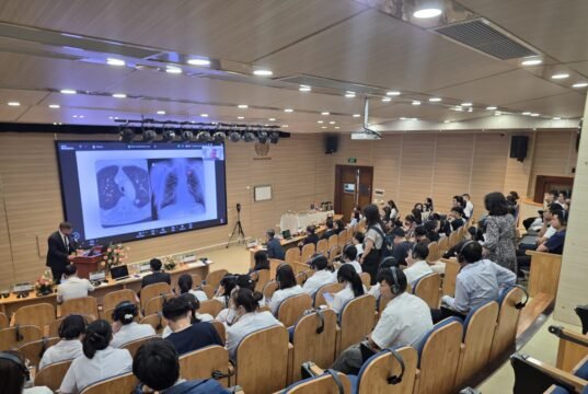 AI y tế từ Séc vào Việt Nam: Carebot mở cửa hợp tác với loạt bệnh viện lớn, hướng tới chẩn đoán hình ảnh nhanh hơn – chính xác hơn