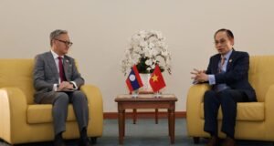 Bộ trưởng Ngoại giao Lê Hoài Trung tiếp xúc song phương tại Hội nghị Ngoại trưởng ASEAN-EU lần thứ 25