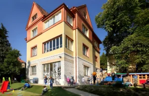 Trường mầm non quốc tế tại Praha giúp các gia đình Việt xa xứ tìm lại cảm giác có cộng đồng