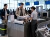 EU dự kiến cấm bọc vali bằng màng nhựa tại sân bay: Điều gì sẽ thay đổi với hành khách tại Đức và châu Âu?
