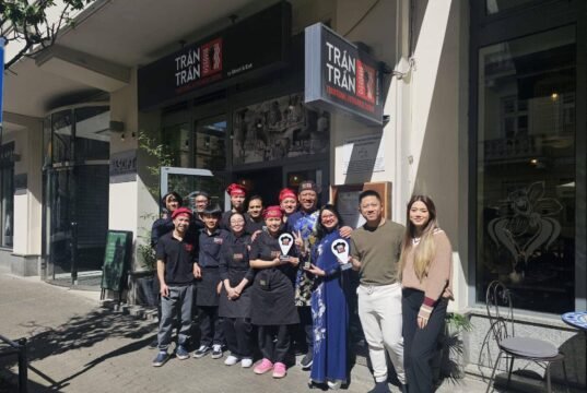 Từ võ sĩ quyền anh đến “Đại sứ Ẩm thực Việt” tại Ba Lan: Hành trình hơn 30 năm gìn giữ hương vị quê nhà
