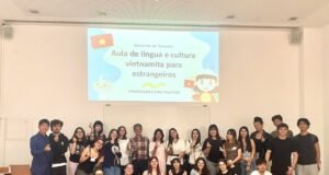 Đại sứ quán Việt Nam tại Bồ Đào Nha tham gia Lễ hội Văn hóa châu Á tại đại học Lisbon