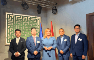 Bộ Tài chính Séc đồng hành cùng cộng đồng doanh nghiệp Việt tại Brno: Ký kết hợp tác và cập nhật các quy định mới về EET 2.0, DPH, hải quan